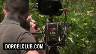 Aizkulisēs par Dorcel filmu - 40 gadus vecs, manas brīvdienas bez mans vīrs - ar Lexi Lowe, Léa Guerlin, Sienna Dienā, Dani Daniels