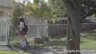 Anzjani Verġni Ma Jieħux Klassi Għall-Sess Tagħha Għarus