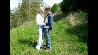 Poderós oncle serrell calenta núvia